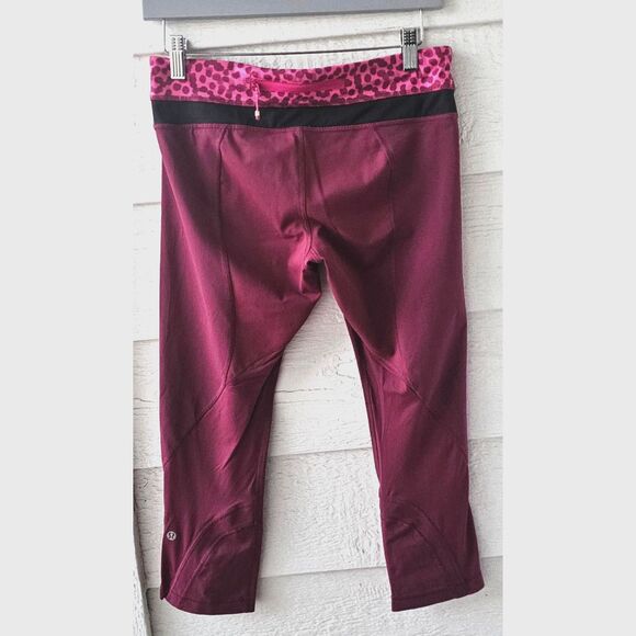 Lululemon Run Inspire Crop II Women’s Berry Running Leggings Size 8 EUC - Picture 5 of 5